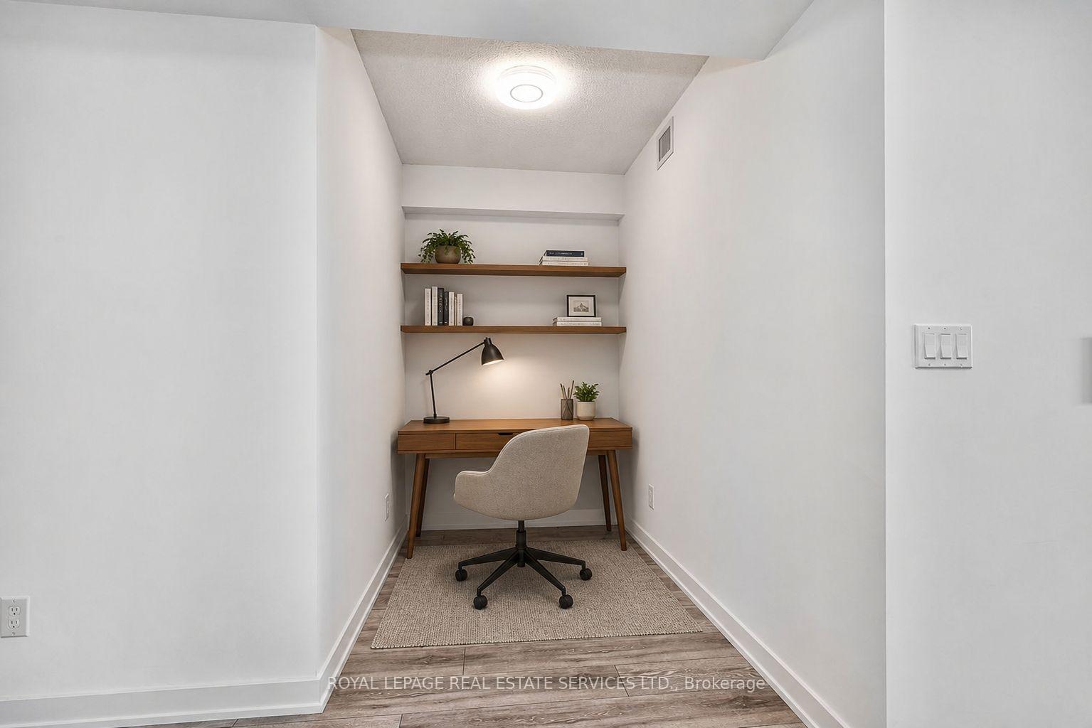 Photo 6 of Unit A708, 3210 Dakota Common, Burlington, Alton — HOMEH