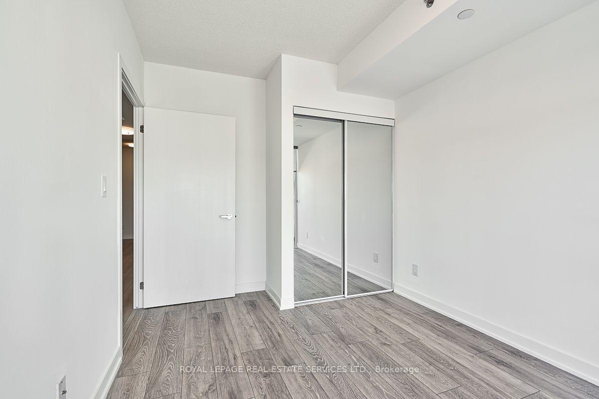 Photo 12 of Unit A708, 3210 Dakota Common, Burlington, Alton — HOMEH