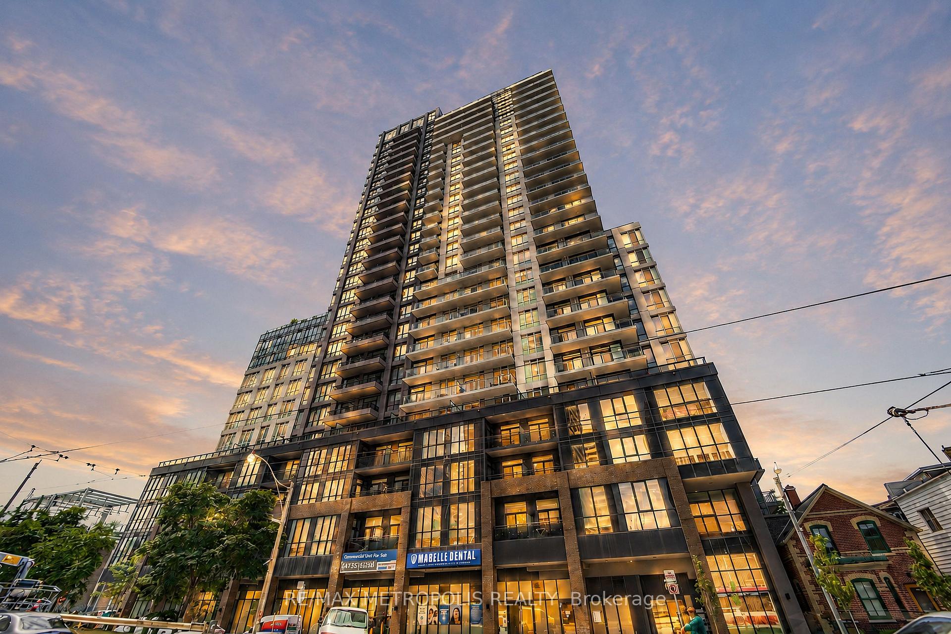 Photo 2 of Unit 421, 286 Main Street, Toronto, East End-Danforth — HOMEH
