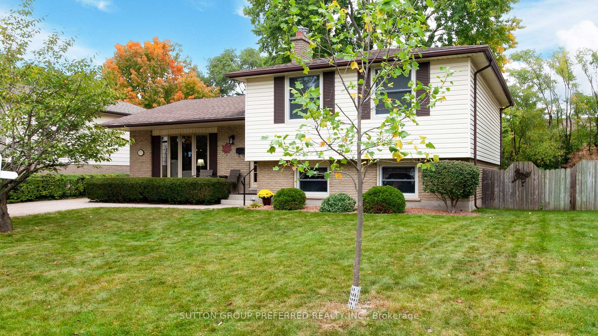 Photo of 573 Jamaica Court