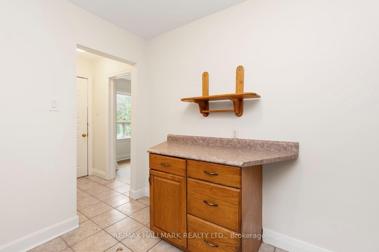 Photo 19 of 31 Thora Avenue, Scarborough, Oakridge — HOMEH