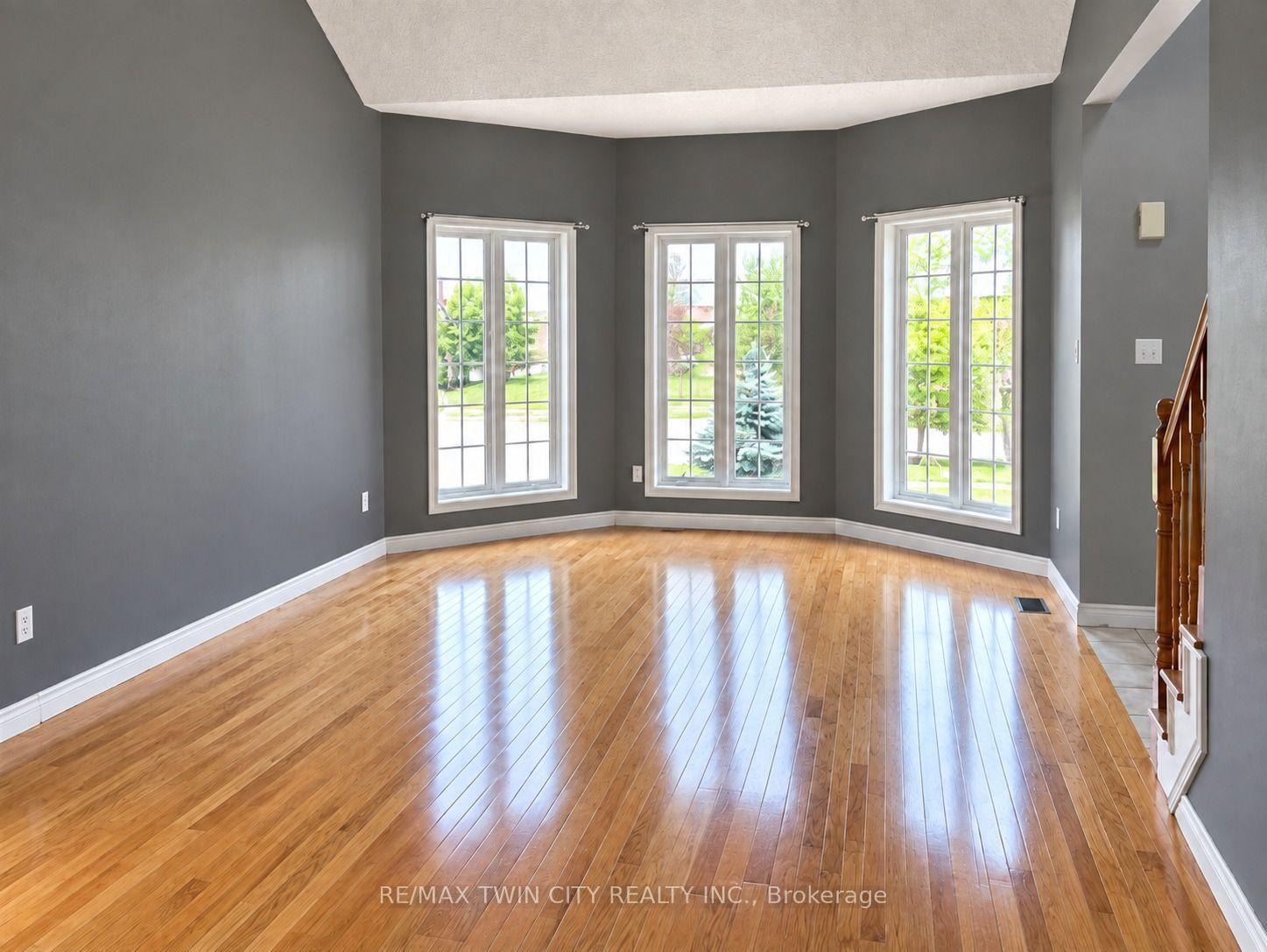 Photo 7 of 920 Marl Meadow Court, Kitchener, Brigadoon — HOMEH