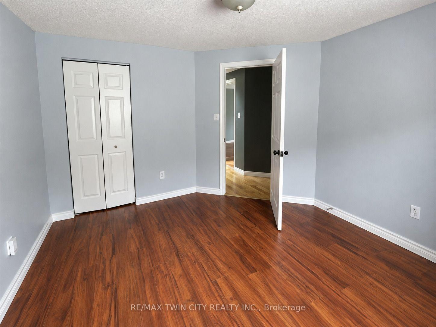 Photo 25 of 920 Marl Meadow Court, Kitchener, Brigadoon — HOMEH