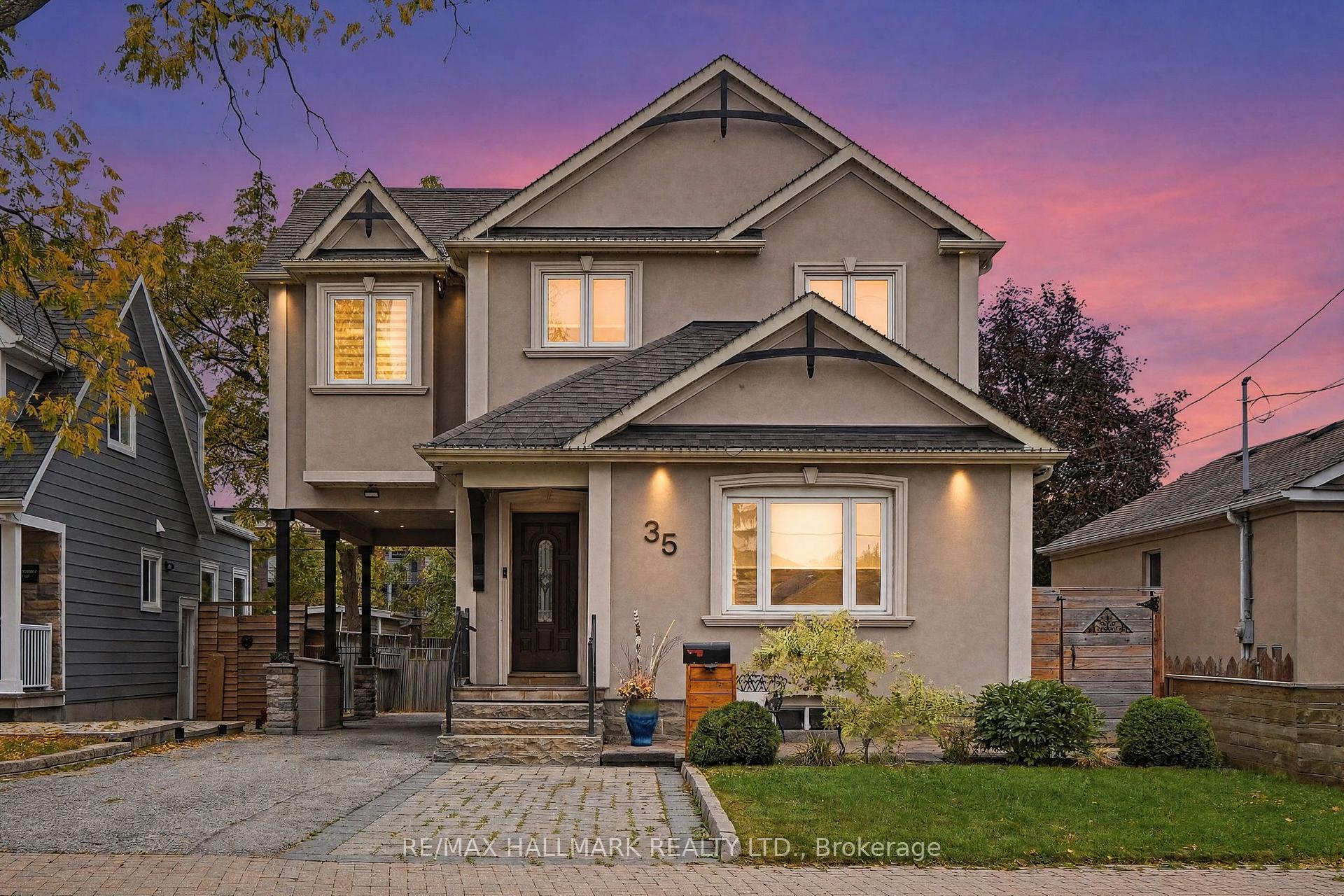 Photo 1 of 35 Rainbow Drive, Vaughan, West Woodbridge — HOMEH