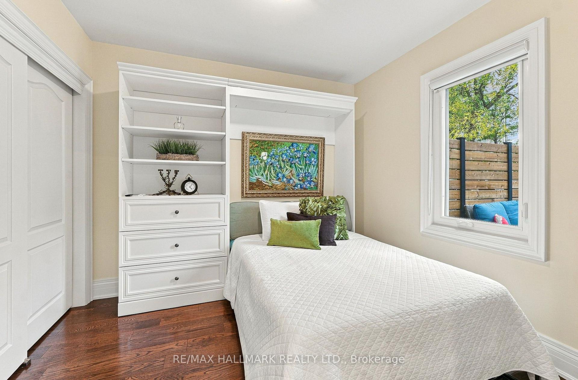 Photo 37 of 35 Rainbow Drive, Vaughan, West Woodbridge — HOMEH