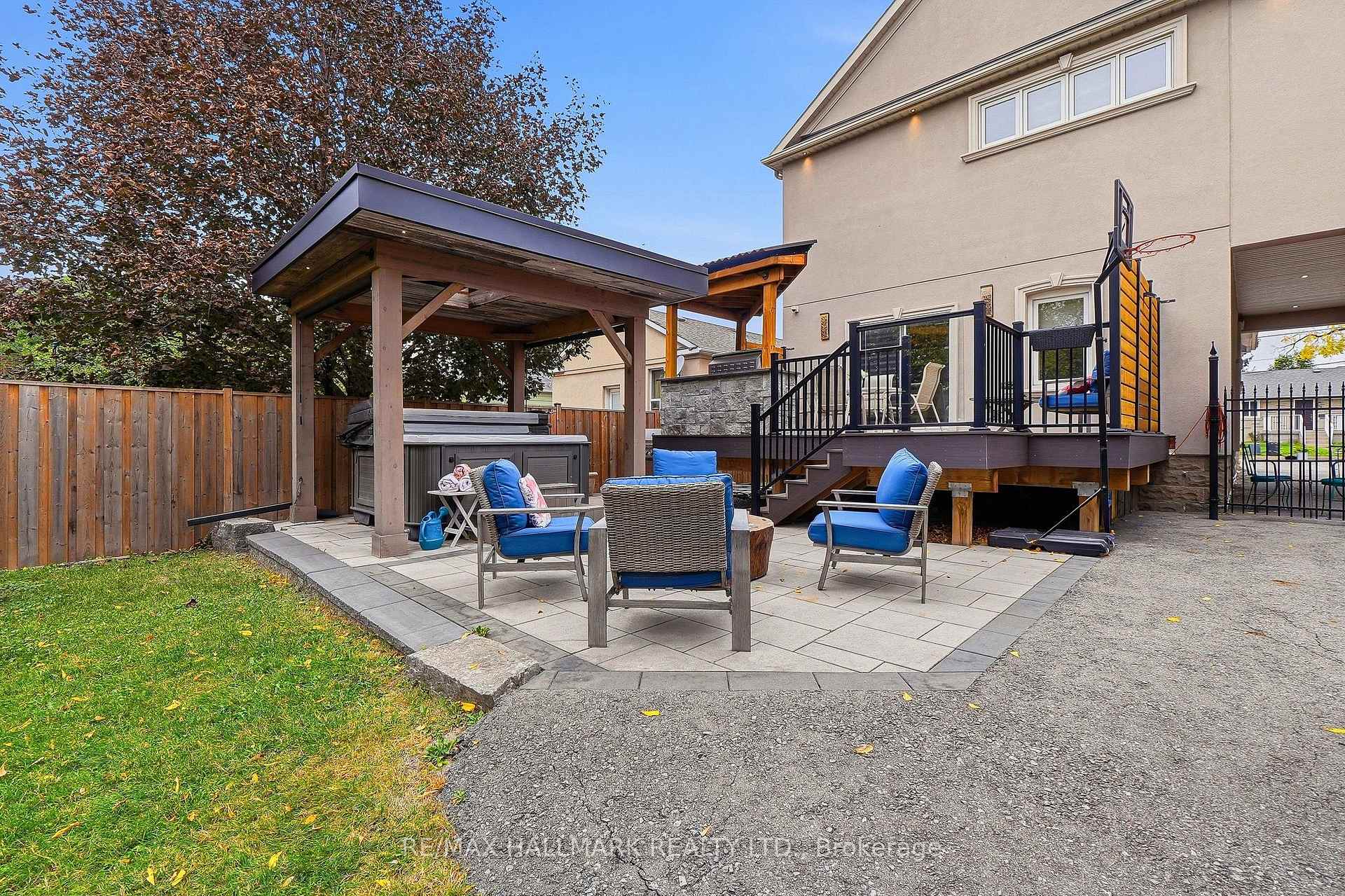 Photo 40 of 35 Rainbow Drive, Vaughan, West Woodbridge — HOMEH