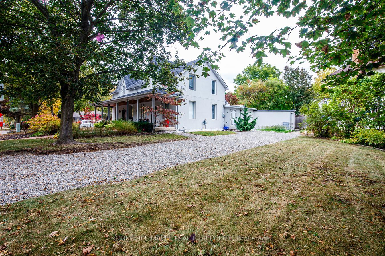 Photo of 12 Adamson Street N