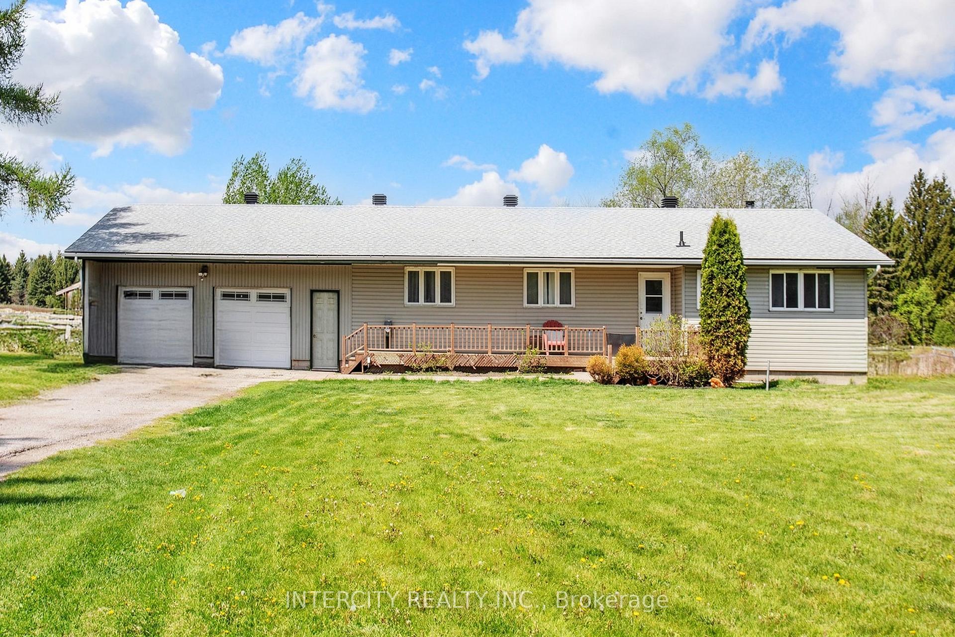 Photo 1 of 2076 15th Side Road, New Tecumseth, Rural New Tecumseth — HOMEH