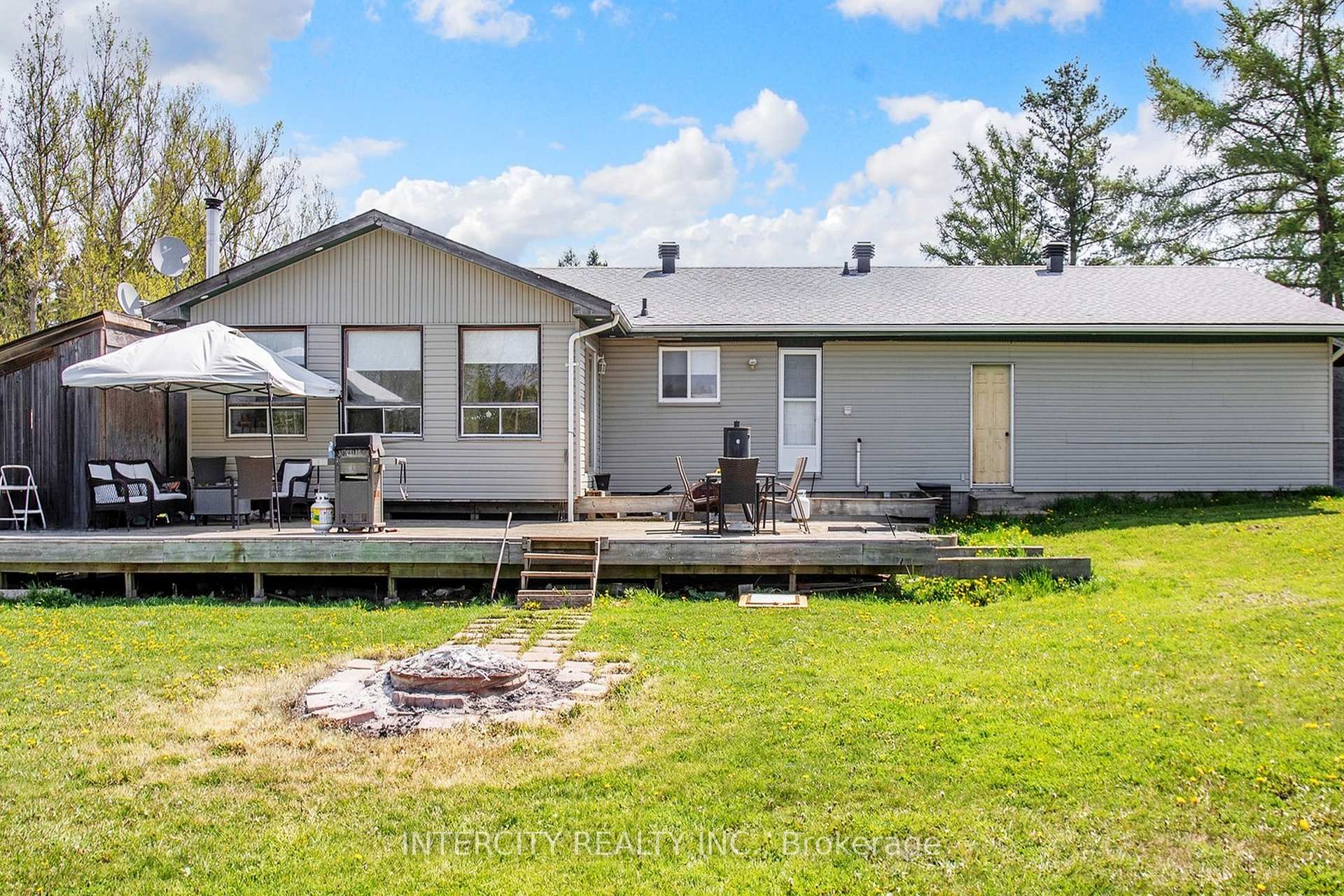 Photo 41 of 2076 15th Side Road, New Tecumseth, Rural New Tecumseth — HOMEH