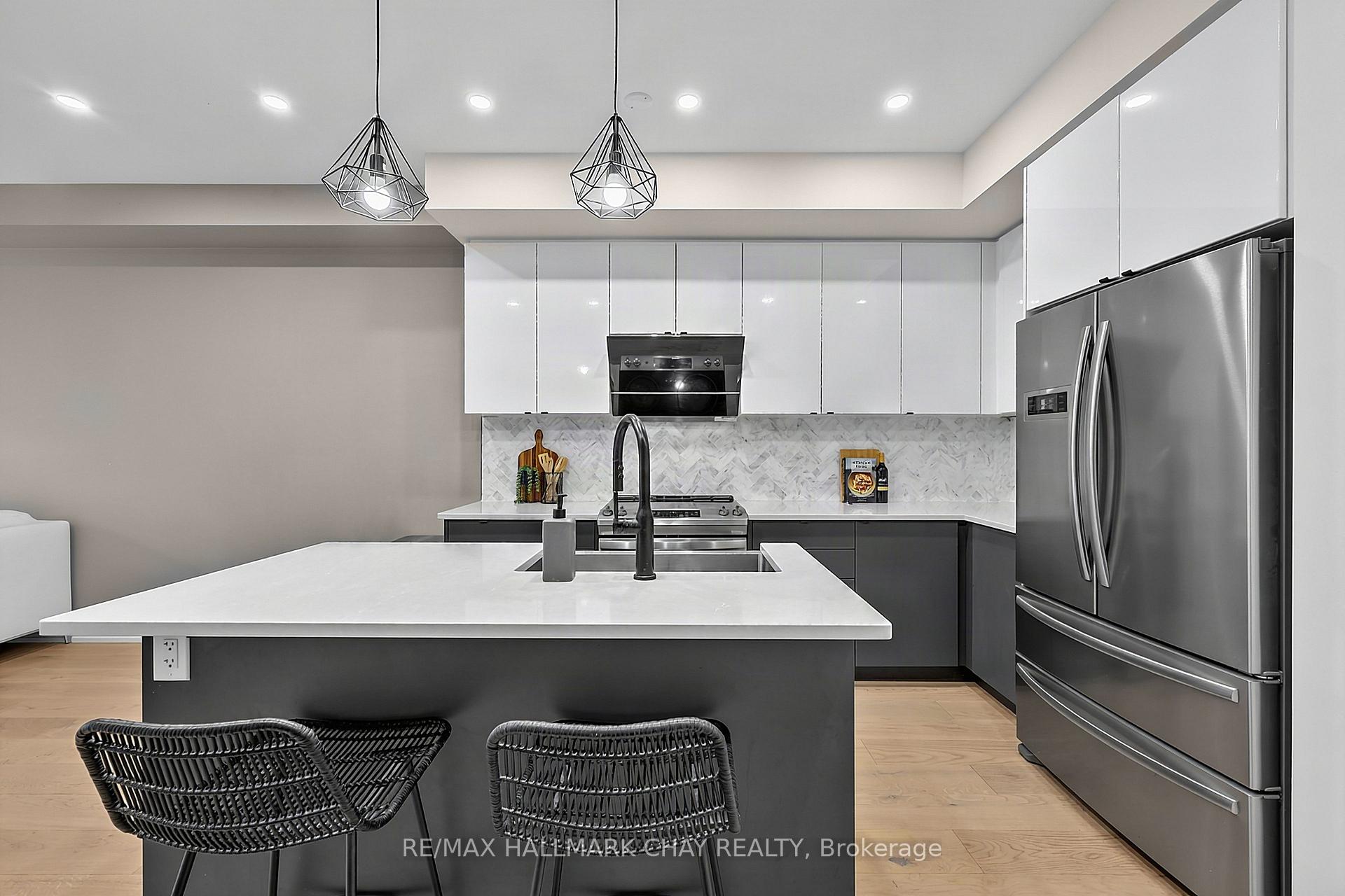 Photo 7 of 2526 Castlegate Crossing, Pickering, Duffin Heights — HOMEH