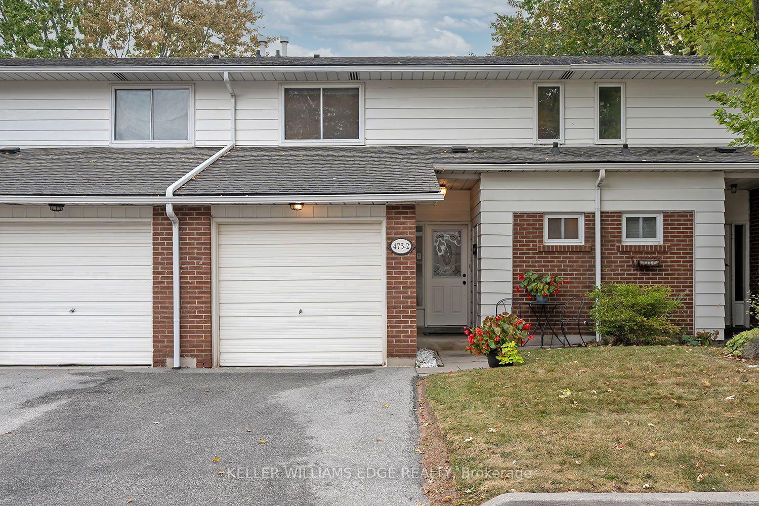 Photo 2 of Unit 2, 473 Woodview Road, Burlington, Roseland — HOMEH