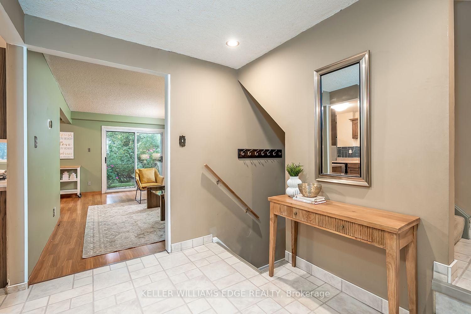Photo 5 of Unit 2, 473 Woodview Road, Burlington, Roseland — HOMEH