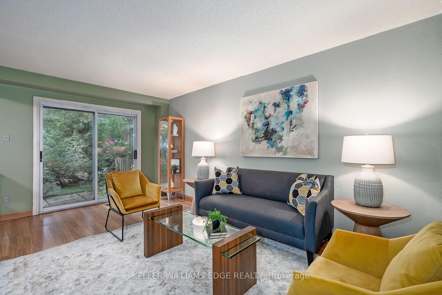 Photo 7 of Unit 2, 473 Woodview Road, Burlington, Roseland — HOMEH
