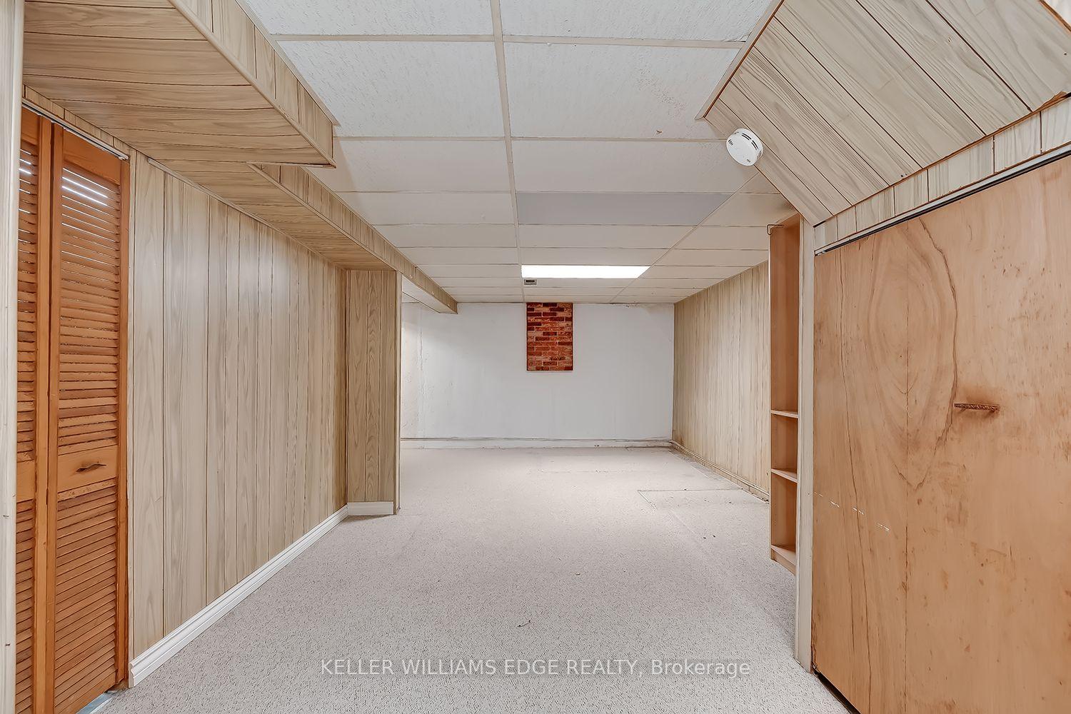 Photo 25 of Unit 2, 473 Woodview Road, Burlington, Roseland — HOMEH