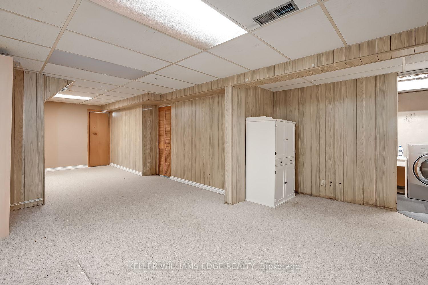 Photo 27 of Unit 2, 473 Woodview Road, Burlington, Roseland — HOMEH