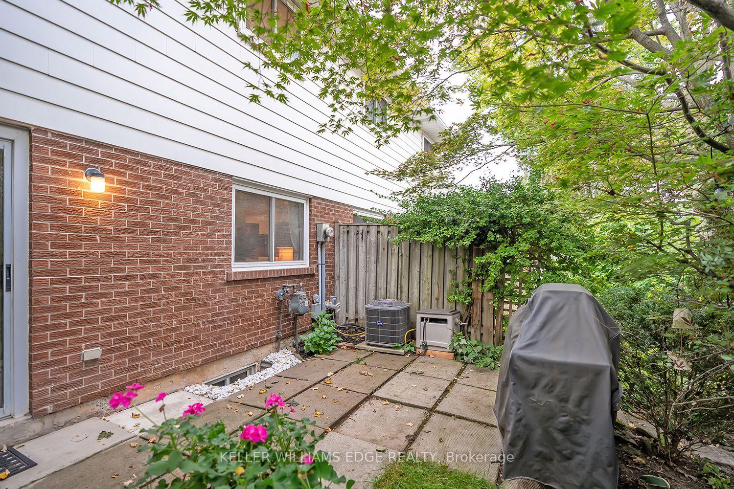 Photo 30 of Unit 2, 473 Woodview Road, Burlington, Roseland — HOMEH