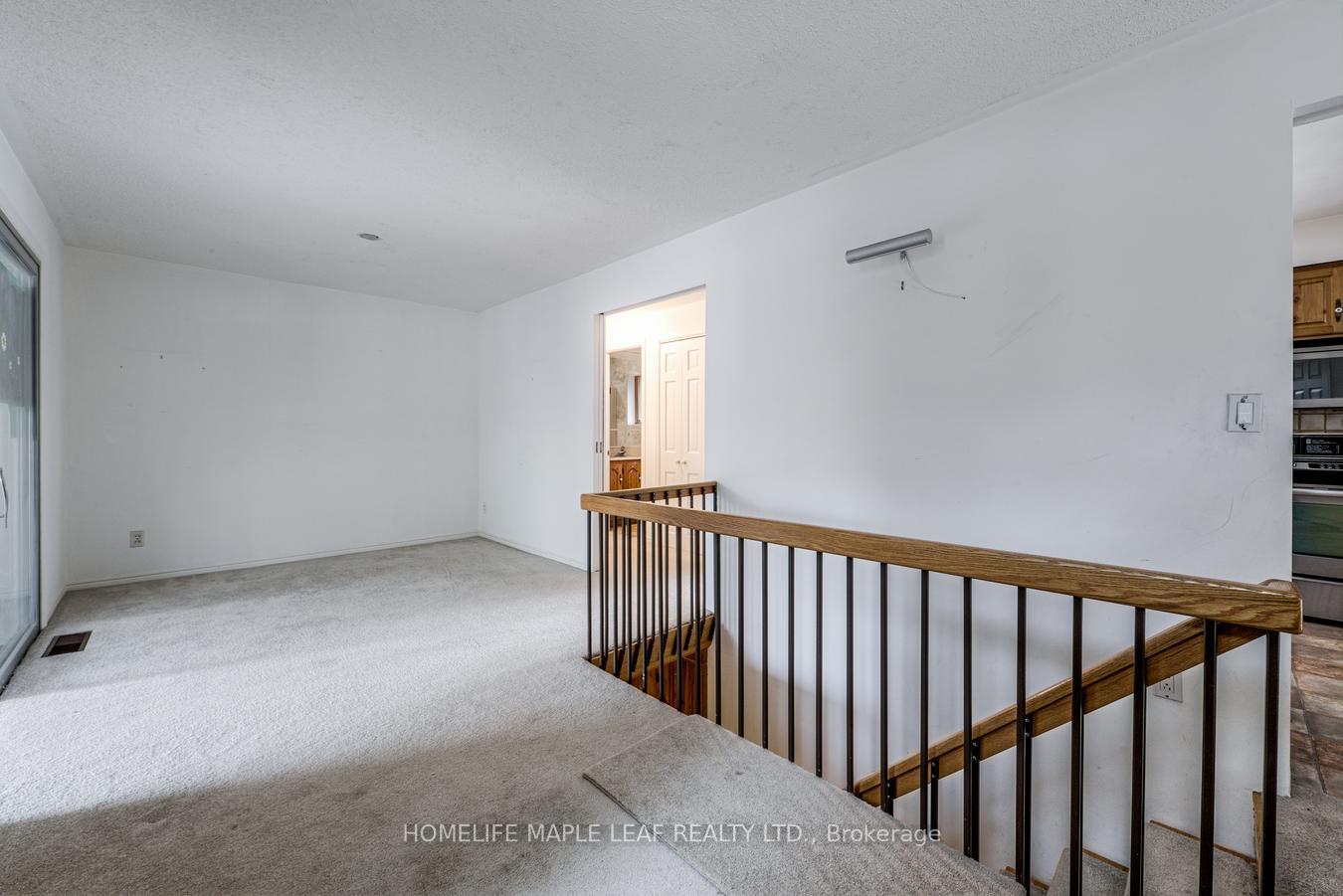 Photo 6 of 18 Adamson Street S, Halton Hills, Rural Halton Hills — HOMEH