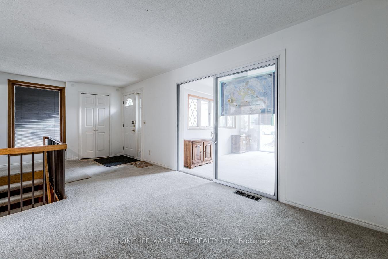 Photo 7 of 18 Adamson Street S, Halton Hills, Rural Halton Hills — HOMEH