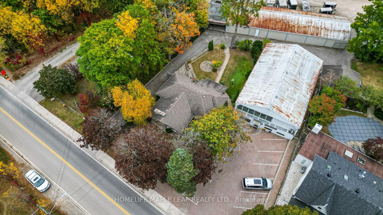 Photo 27 of 18 Adamson Street S, Halton Hills, Rural Halton Hills — HOMEH