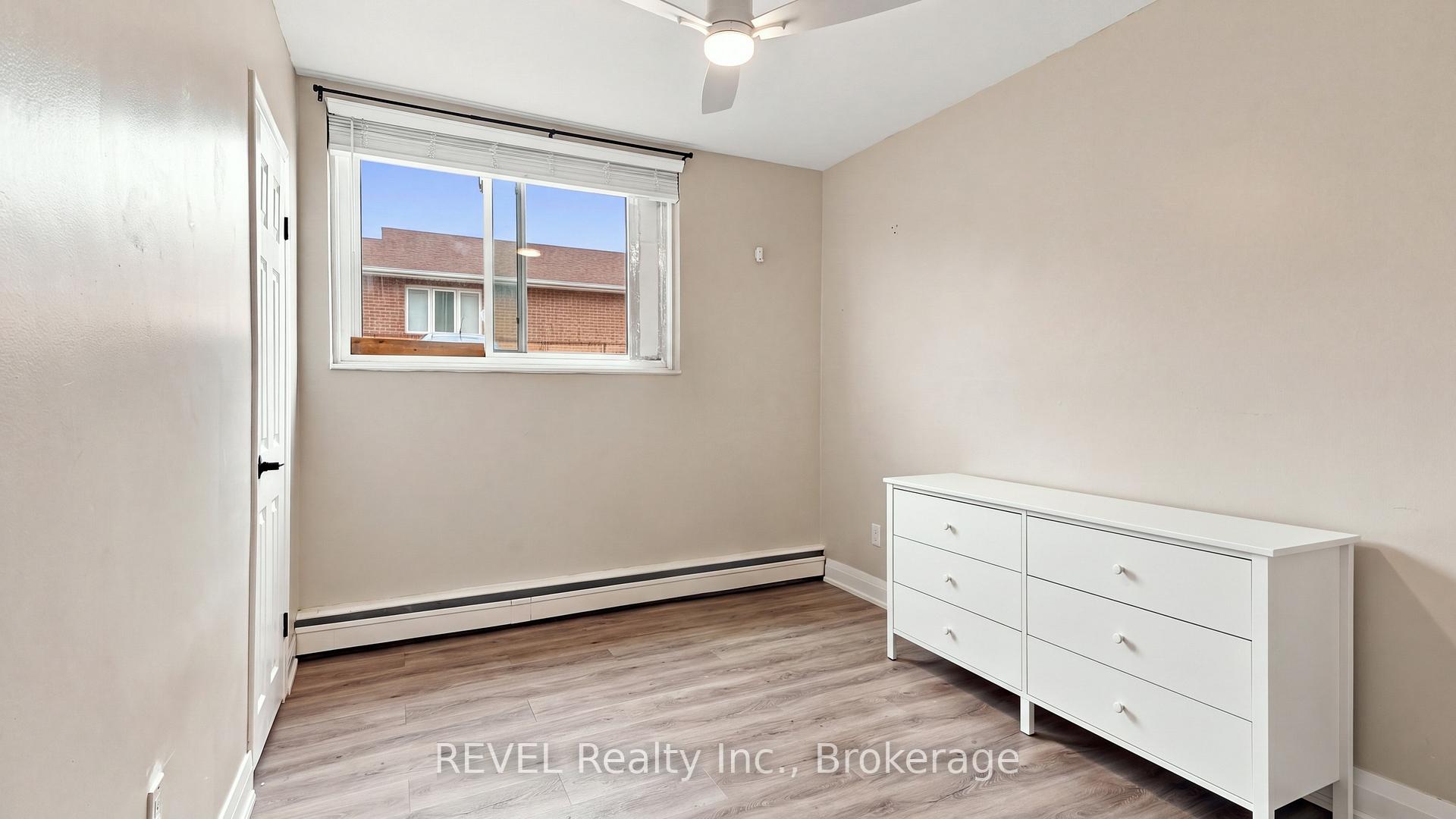 Photo 15 of Unit 3, 450 Carlton Street, St. Catharines, Facer — HOMEH