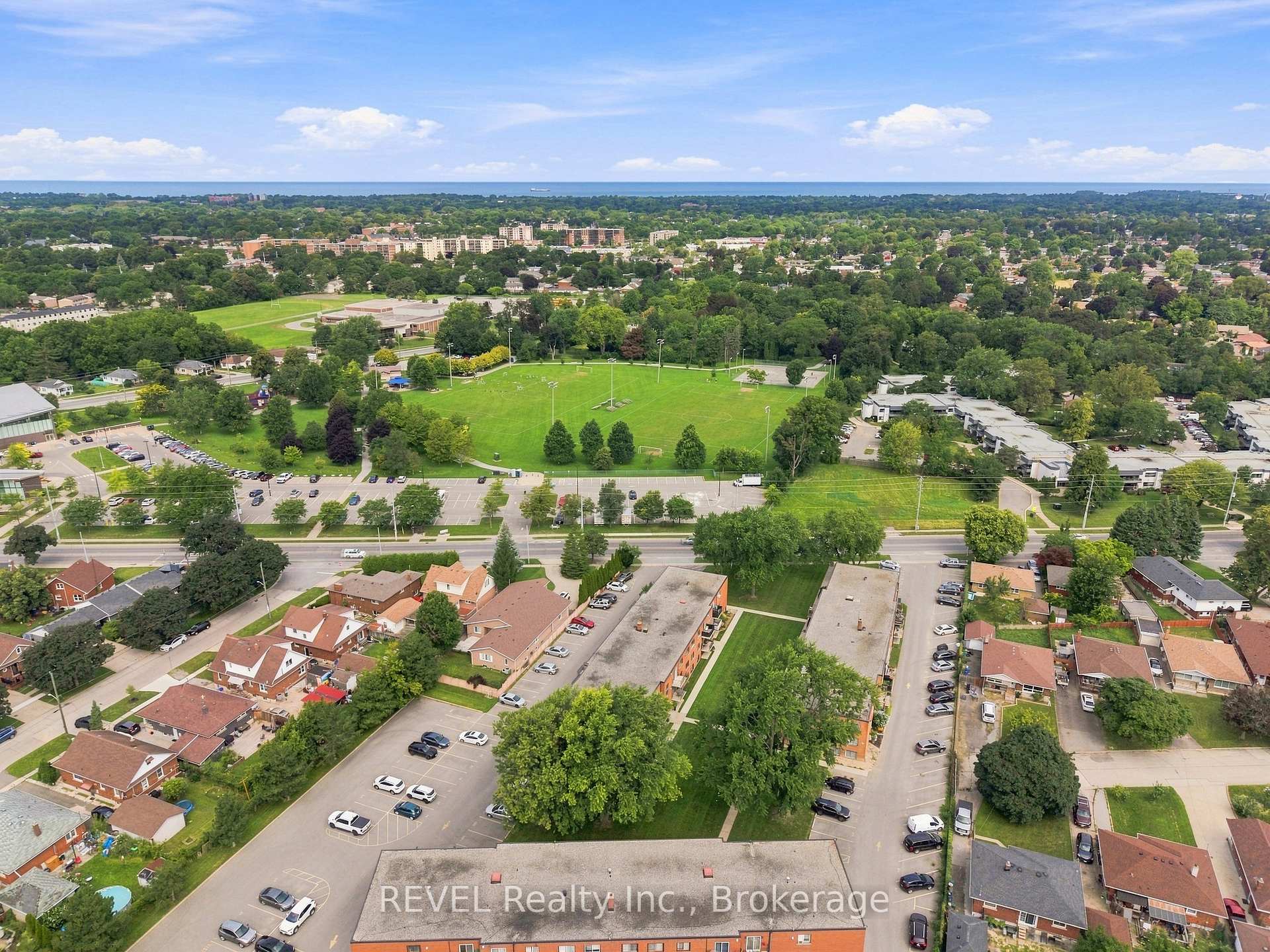 Photo 18 of Unit 3, 450 Carlton Street, St. Catharines, Facer — HOMEH