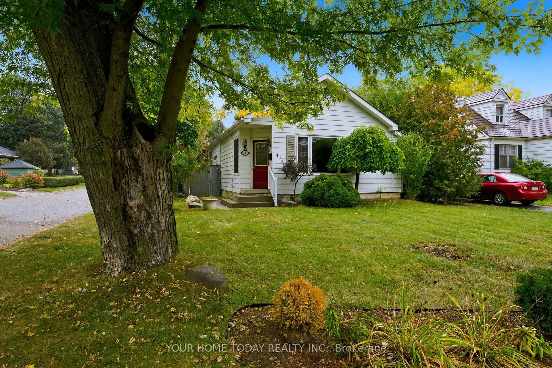 Photo 1 of 1 Ostrander Boulevard, Halton Hills, Georgetown — HOMEH
