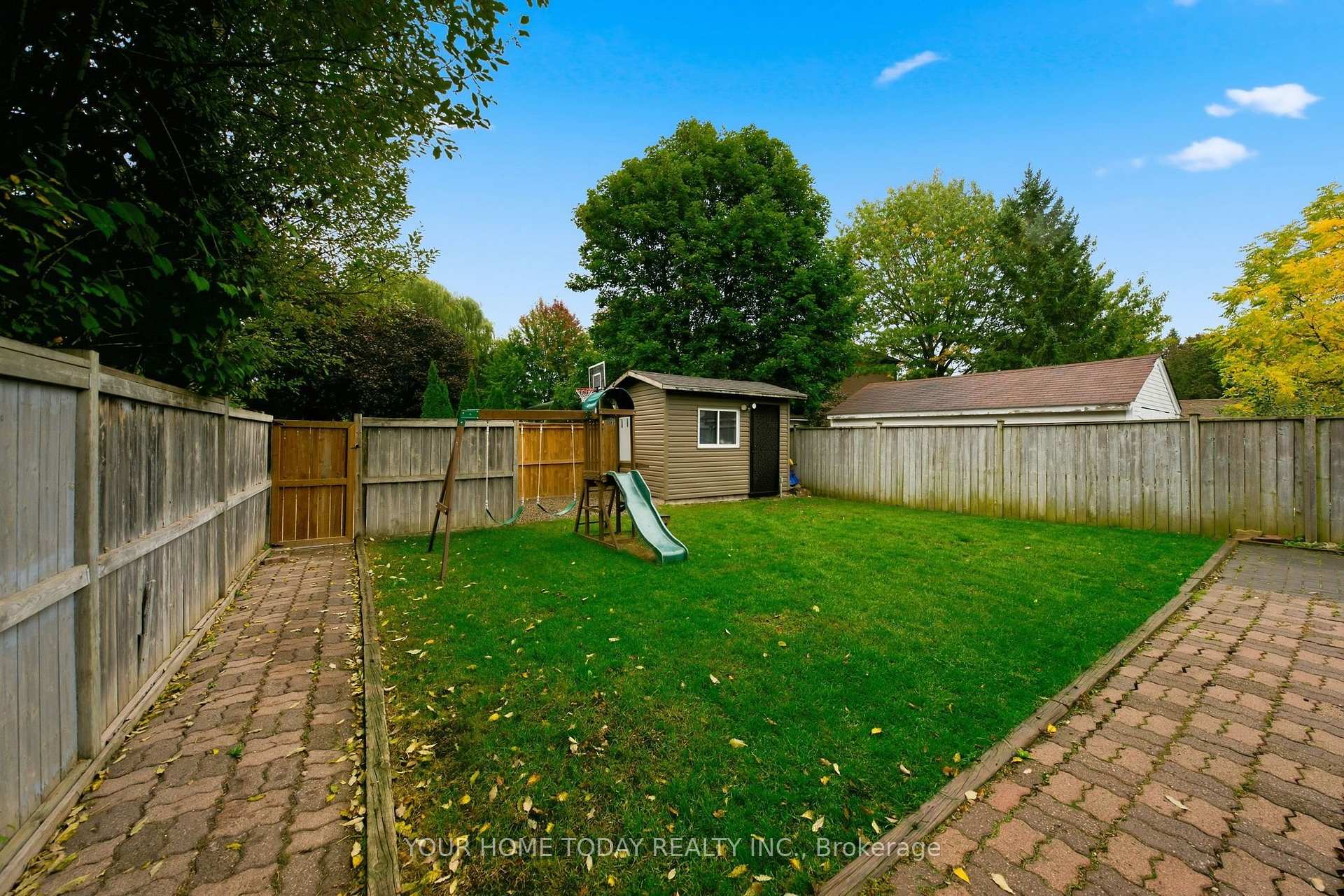 Photo 36 of 1 Ostrander Boulevard, Halton Hills, Georgetown — HOMEH