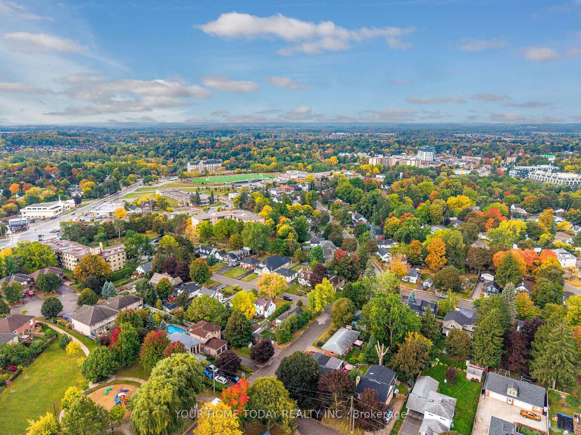 Photo 42 of 1 Ostrander Boulevard, Halton Hills, Georgetown — HOMEH
