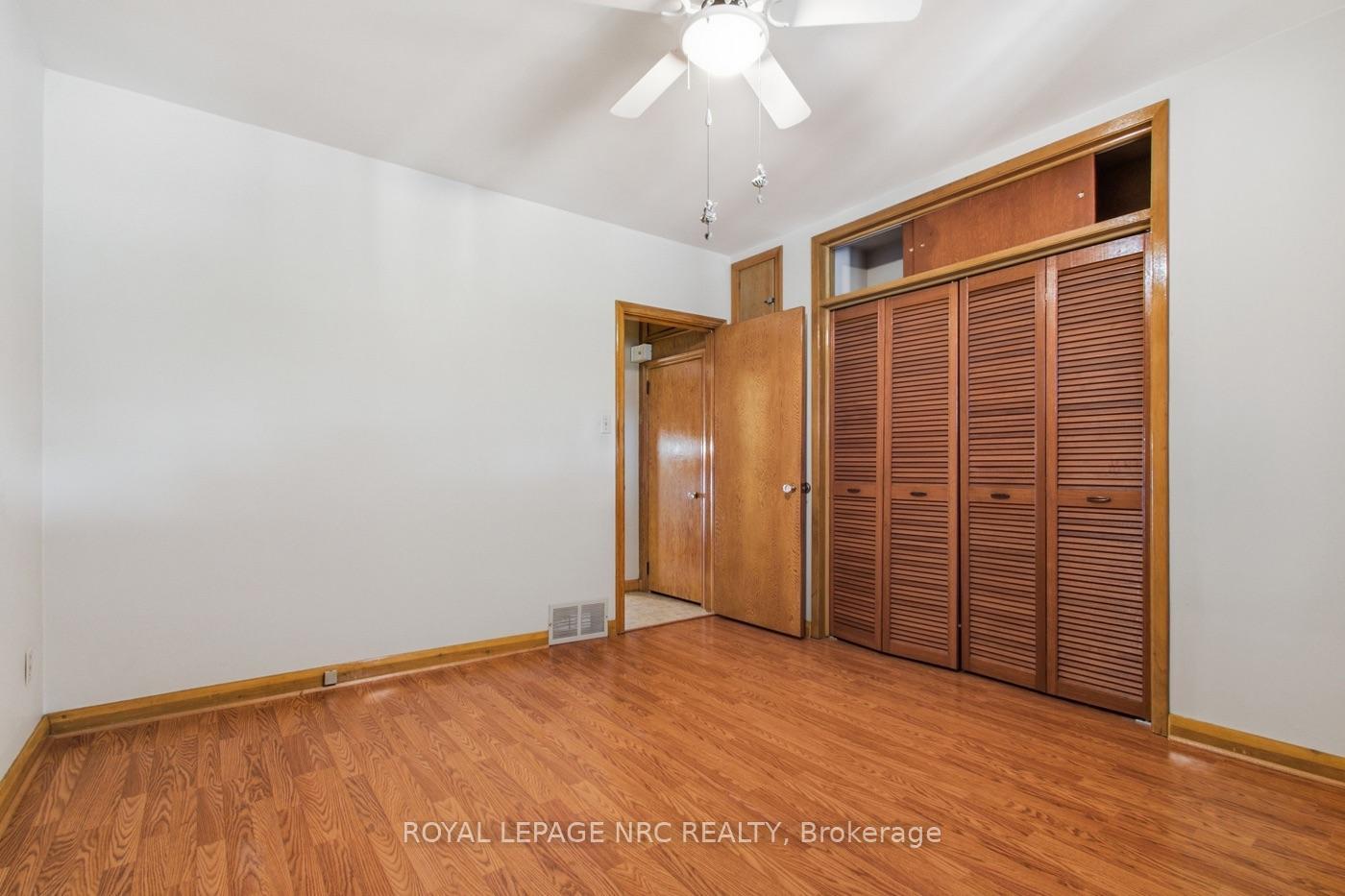 Photo 12 of 65 Golden Boulevard W, Welland, Lincoln/Crowland — HOMEH