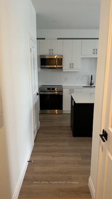 Photo 6 of Unit 197, 3900 Savoy Street, London, South V — HOMEH