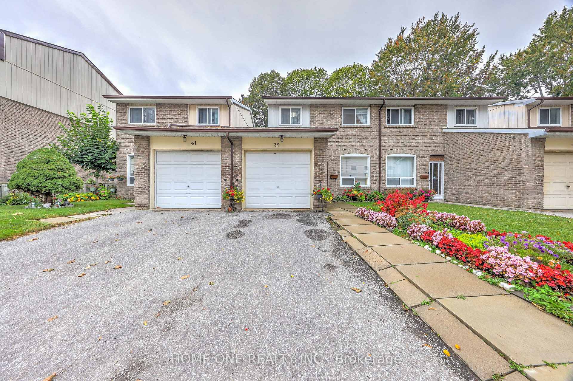 Photo 2 of Unit 39, 44 Chester Le Boulevard, Scarborough, L'Amoreaux — HOMEH