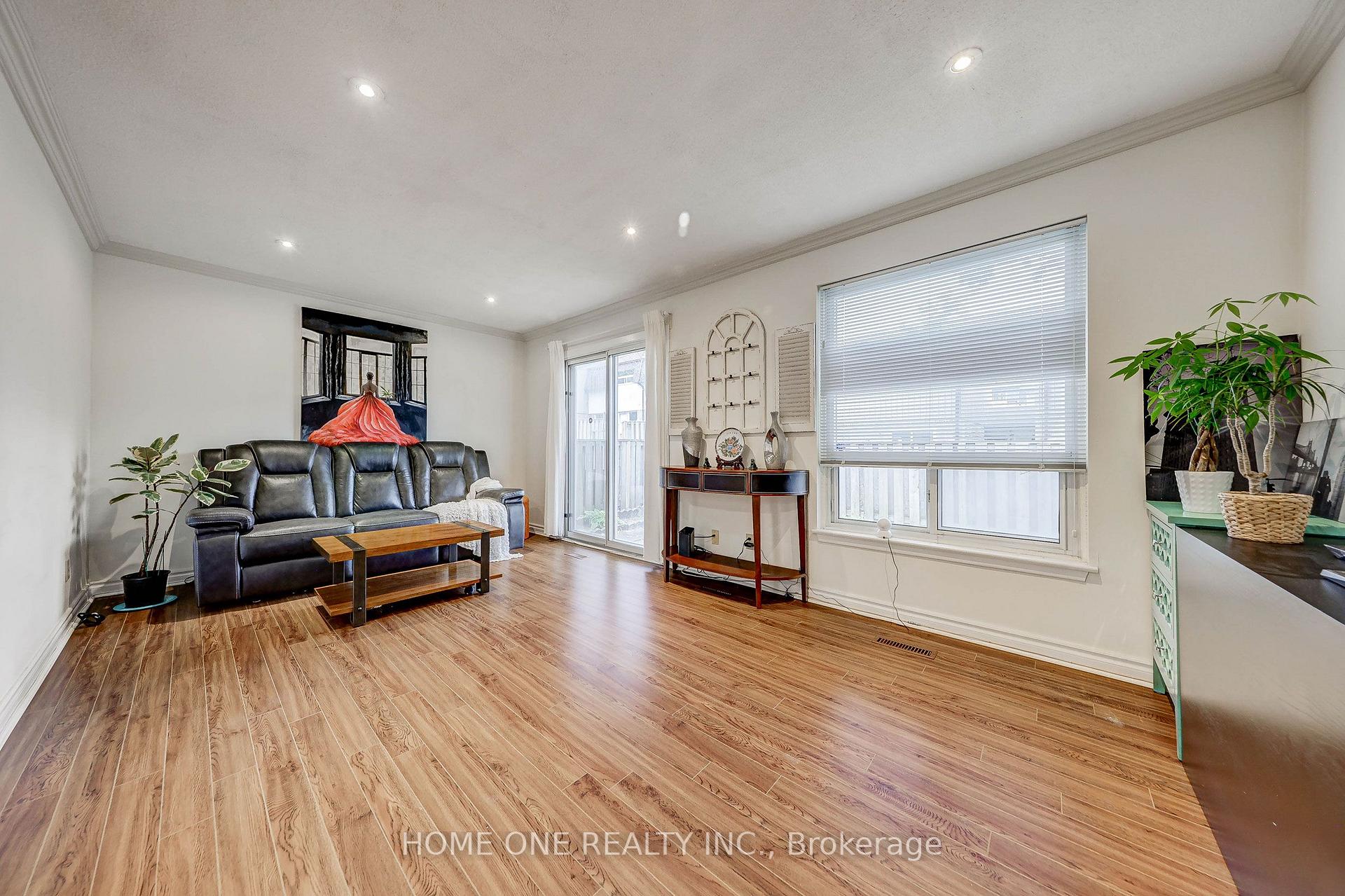 Photo 21 of Unit 39, 44 Chester Le Boulevard, Scarborough, L'Amoreaux — HOMEH