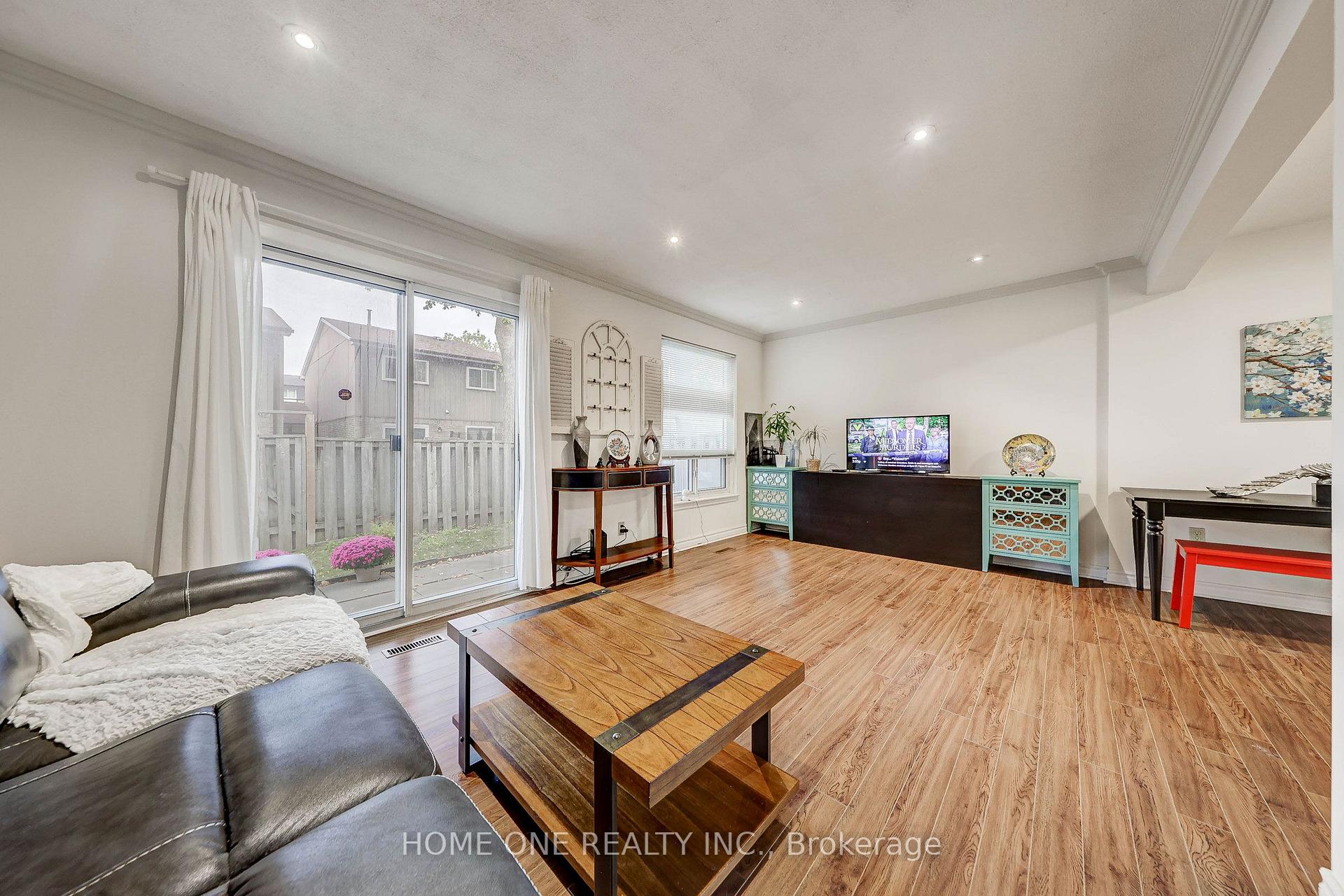 Photo 24 of Unit 39, 44 Chester Le Boulevard, Scarborough, L'Amoreaux — HOMEH