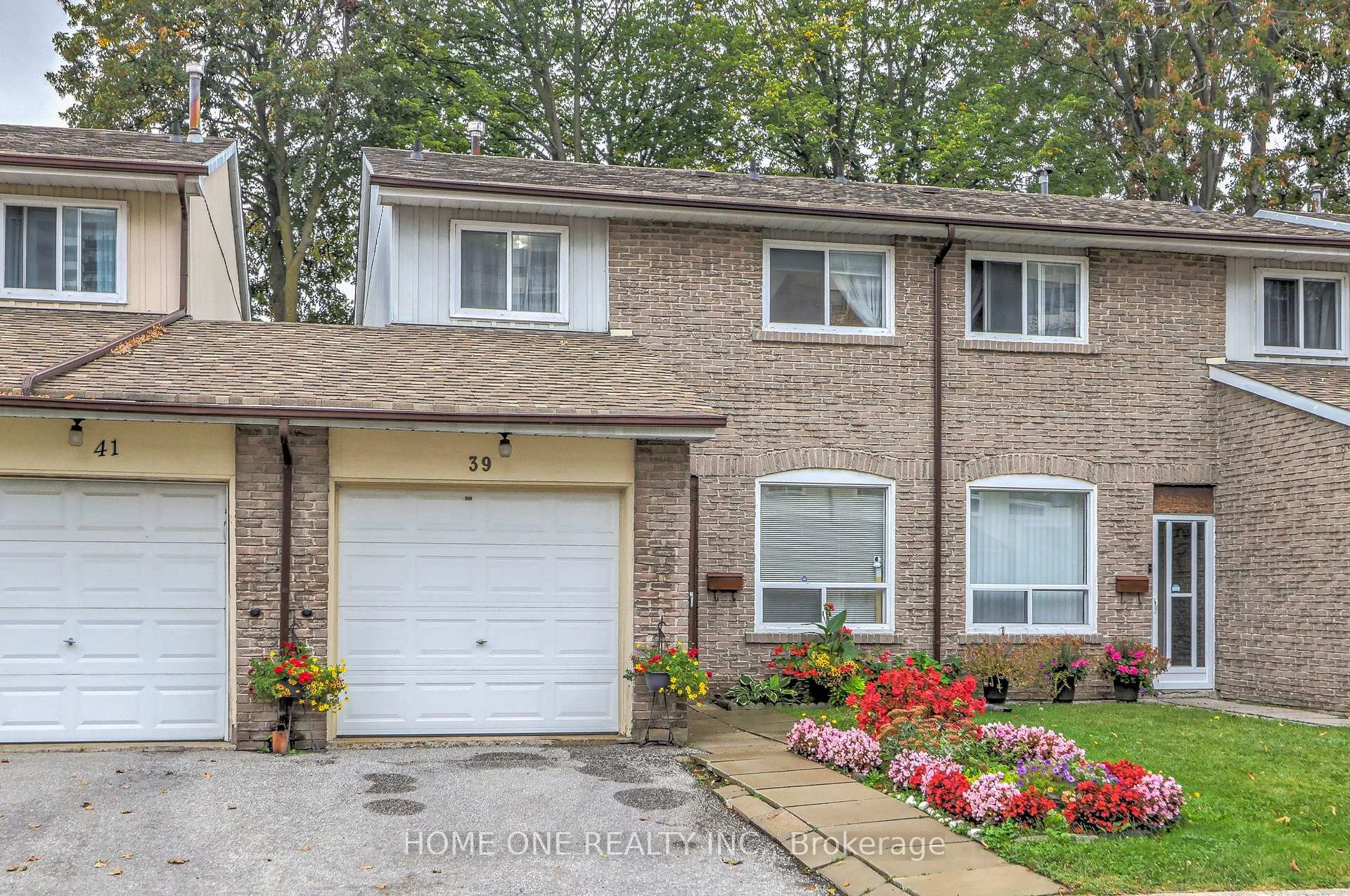 Photo 3 of Unit 39, 44 Chester Le Boulevard, Scarborough, L'Amoreaux — HOMEH