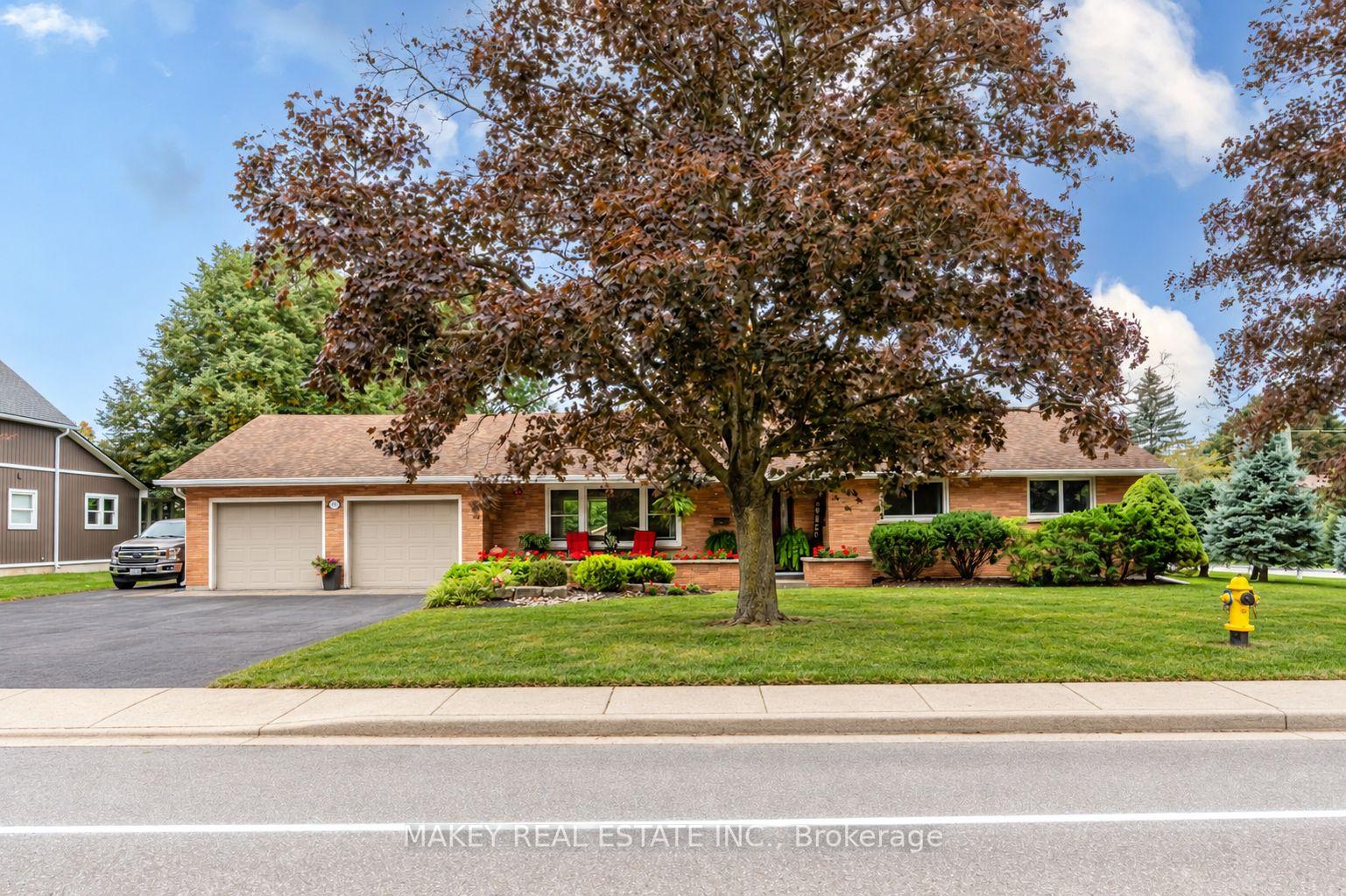 Photo of 297 Main Street W
