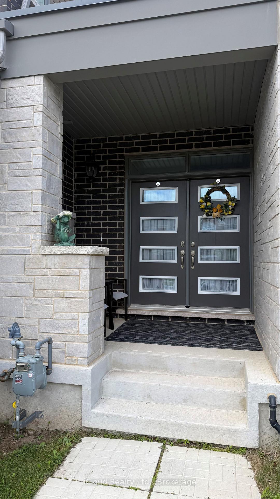 Photo 2 of 74 Forestwalk Street, Kitchener, Trussler — HOMEH