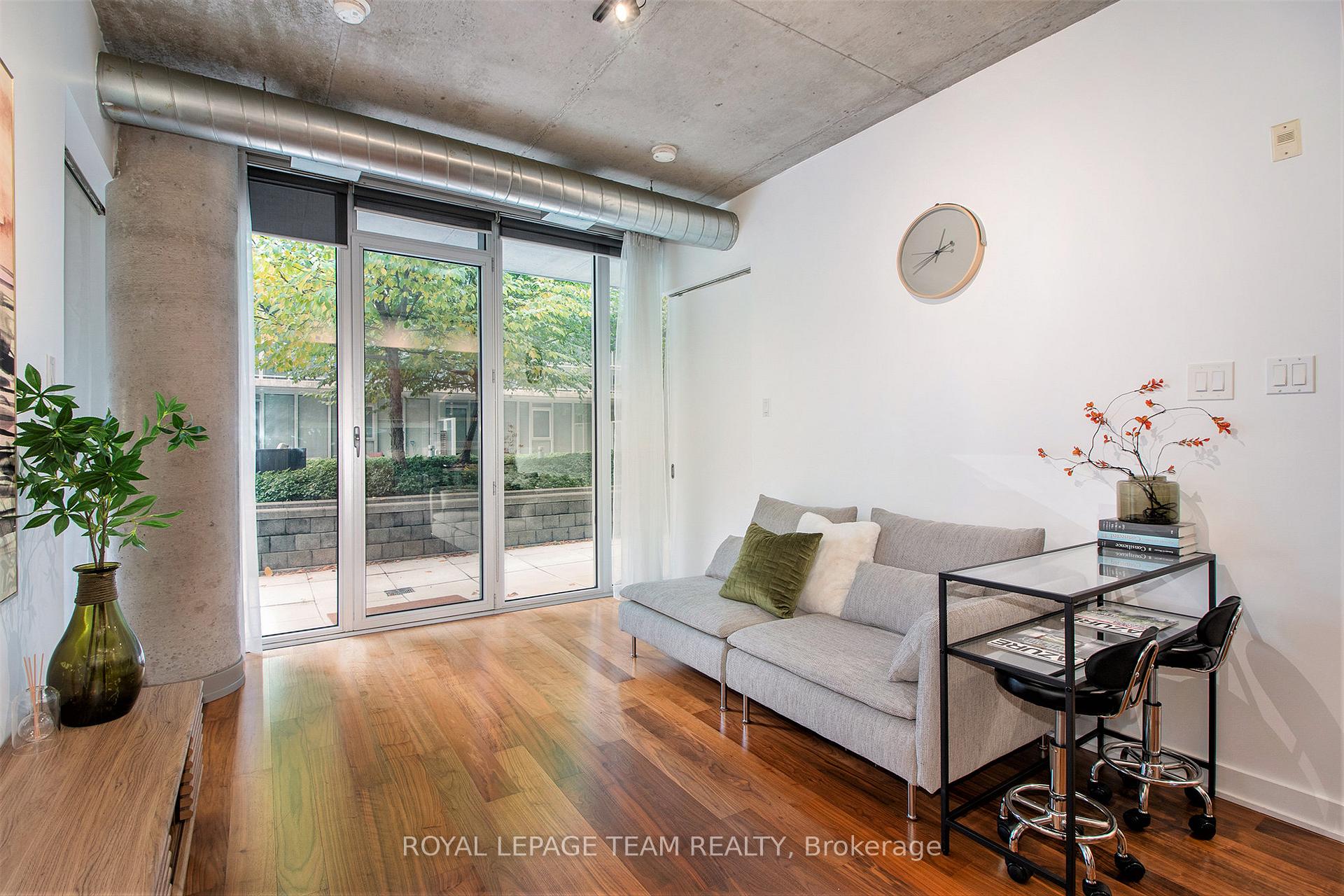 Photo 6 of Unit 201, 354 Gladstone Avenue, Ottawa, Ottawa Centre — HOMEH