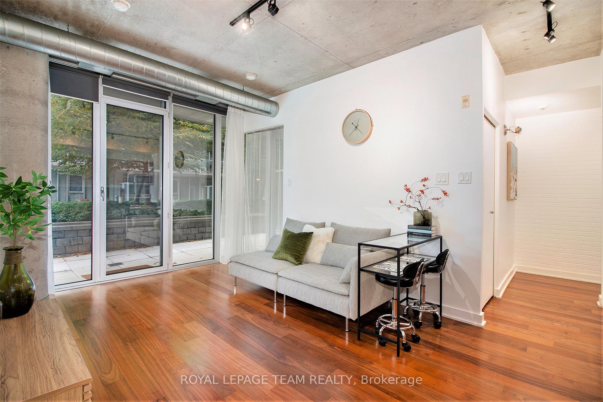 Photo 8 of Unit 201, 354 Gladstone Avenue, Ottawa, Ottawa Centre — HOMEH