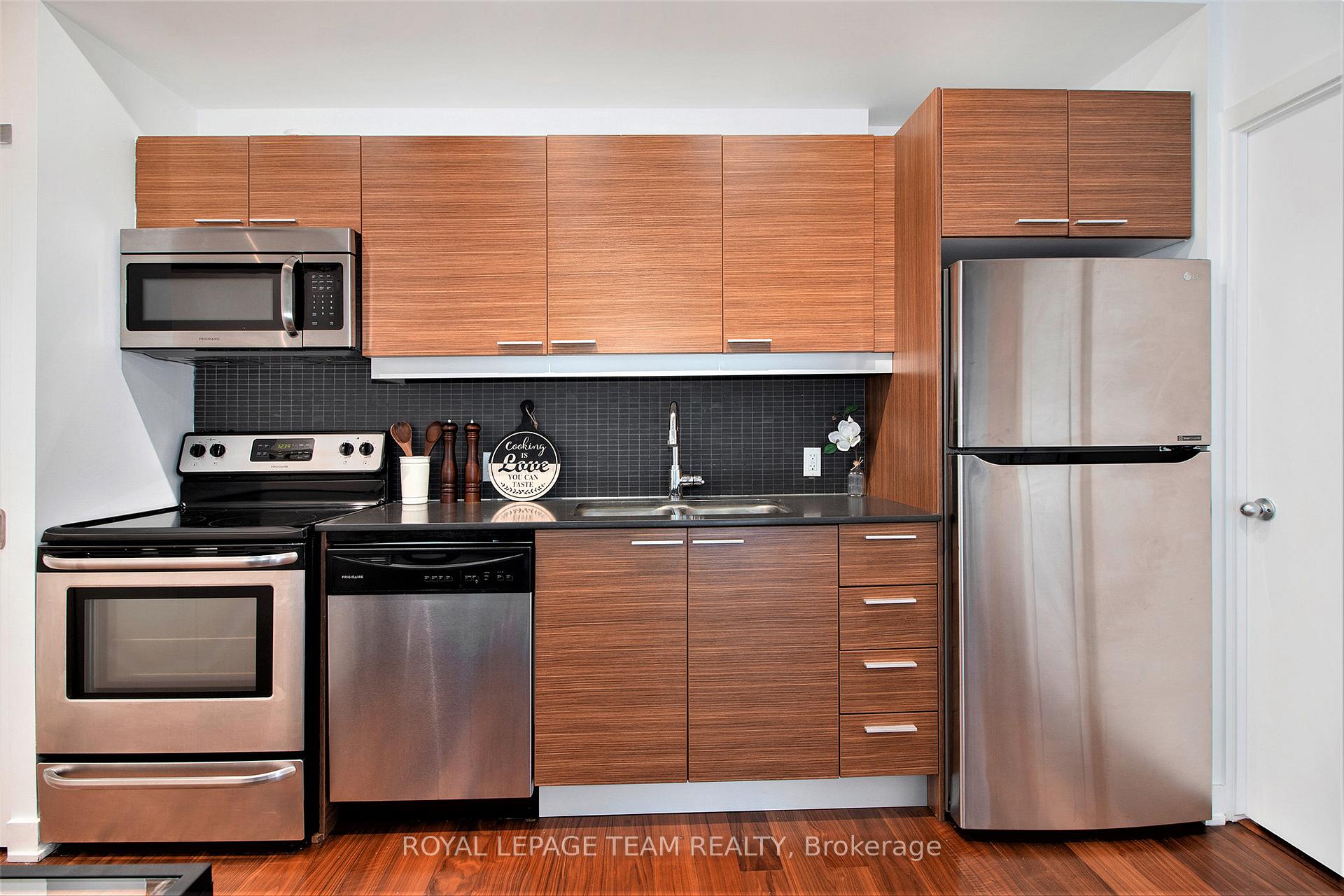 Photo 12 of Unit 201, 354 Gladstone Avenue, Ottawa, Ottawa Centre — HOMEH
