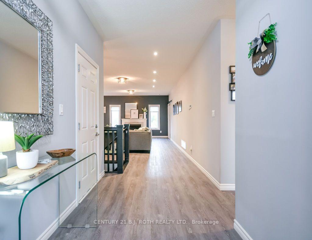 Photo 4 of 38 Beverly Street, Springwater, Elmvale — HOMEH