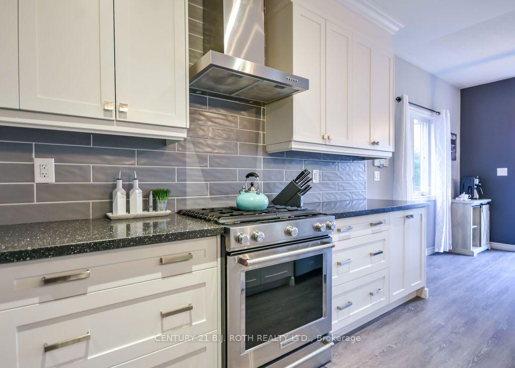 Photo 14 of 38 Beverly Street, Springwater, Elmvale — HOMEH