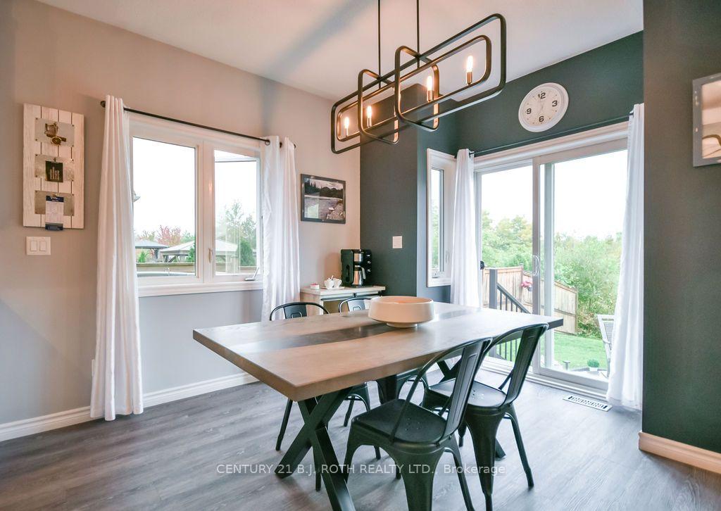 Photo 16 of 38 Beverly Street, Springwater, Elmvale — HOMEH