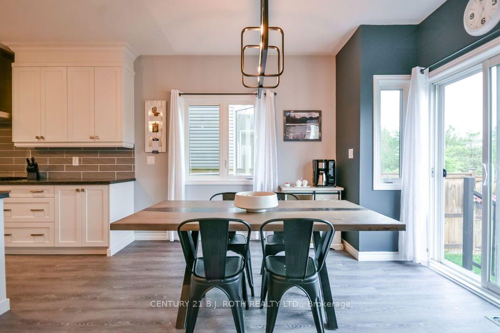 Photo 17 of 38 Beverly Street, Springwater, Elmvale — HOMEH