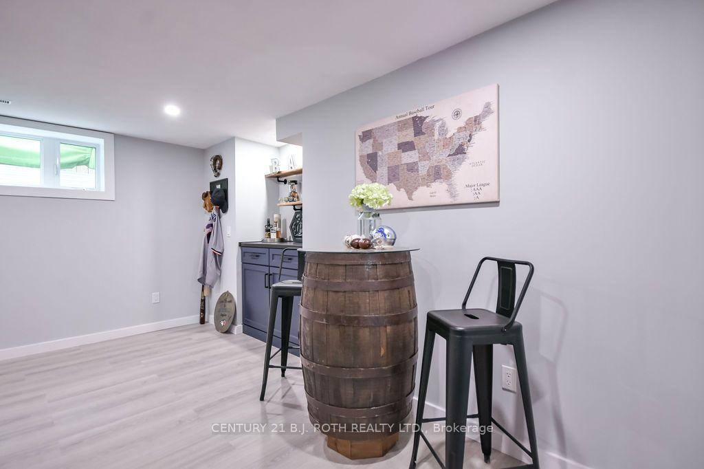 Photo 31 of 38 Beverly Street, Springwater, Elmvale — HOMEH