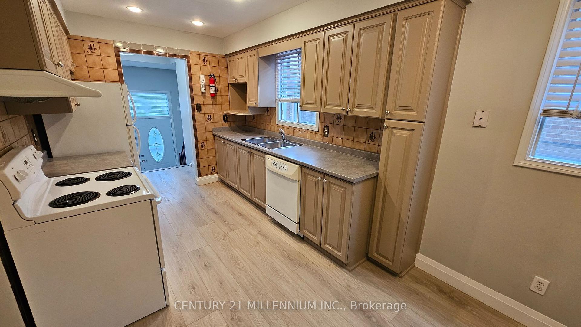 Photo 7 of Unit Upper, 67 Simmons Boulevard, Brampton, Madoc — HOMEH