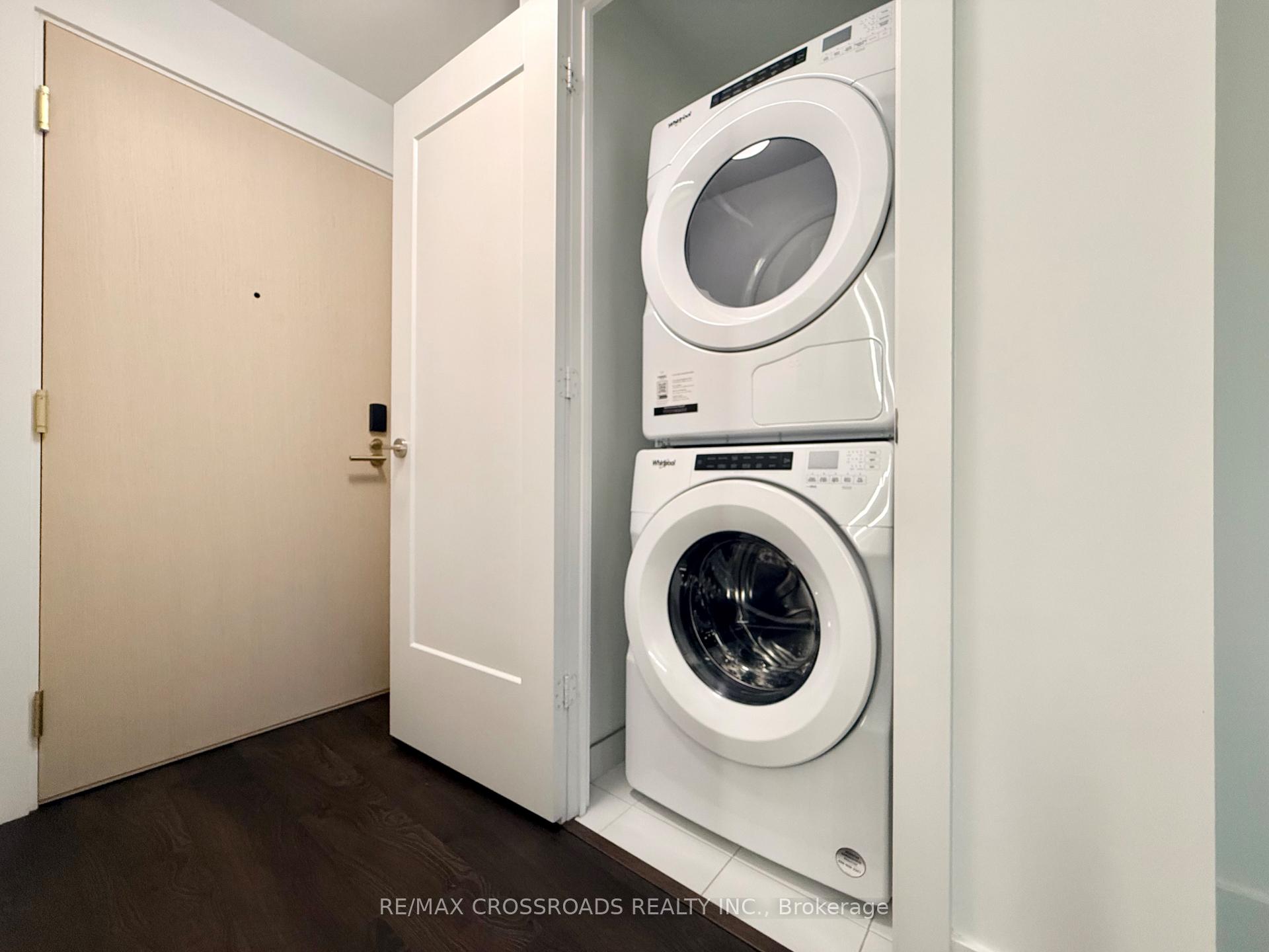 Photo 11 of Unit 1613, 480 Front Street W, Toronto, Waterfront Communities — HOMEH