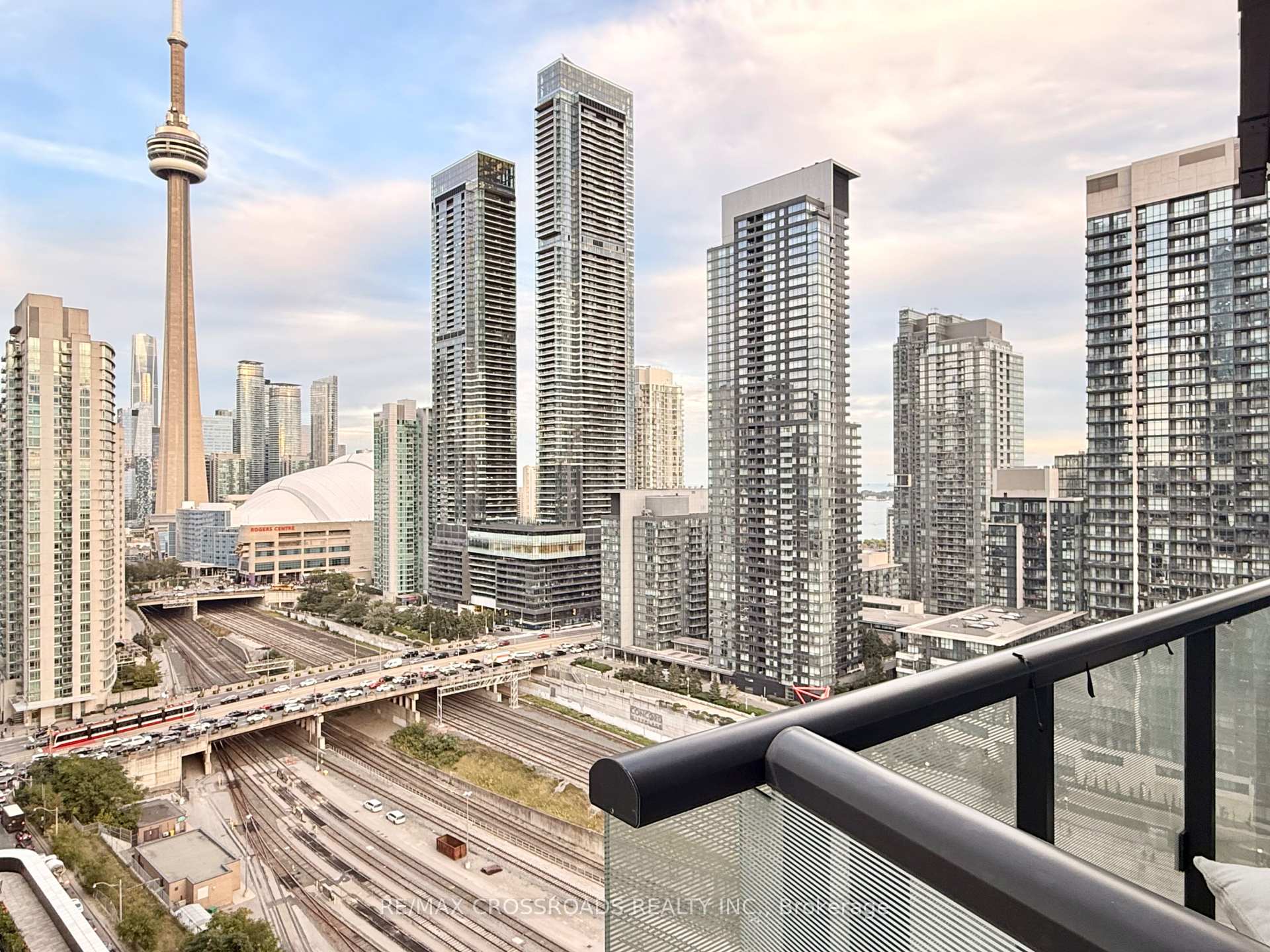 Photo 14 of Unit 1613, 480 Front Street W, Toronto, Waterfront Communities — HOMEH