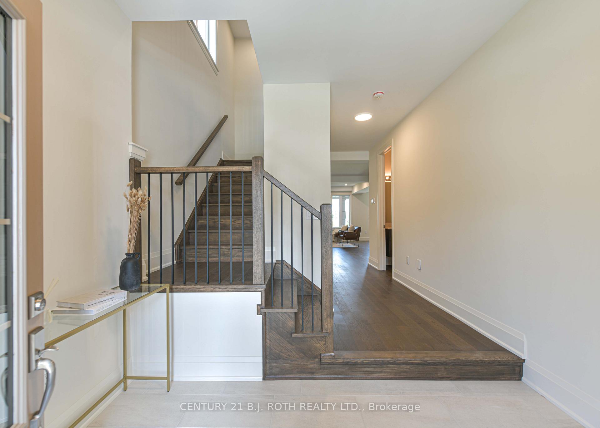 Photo 5 of 3195 Orion Boulevard, Orillia — HOMEH