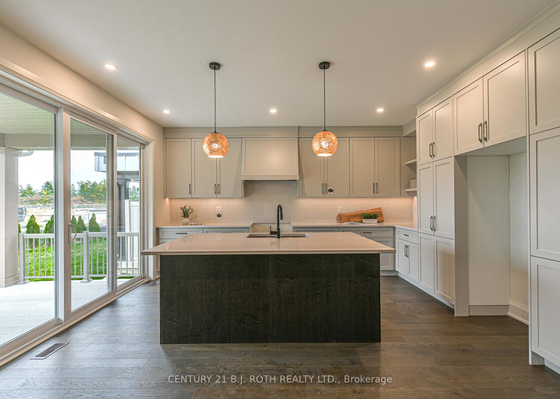 Photo 9 of 3195 Orion Boulevard, Orillia — HOMEH
