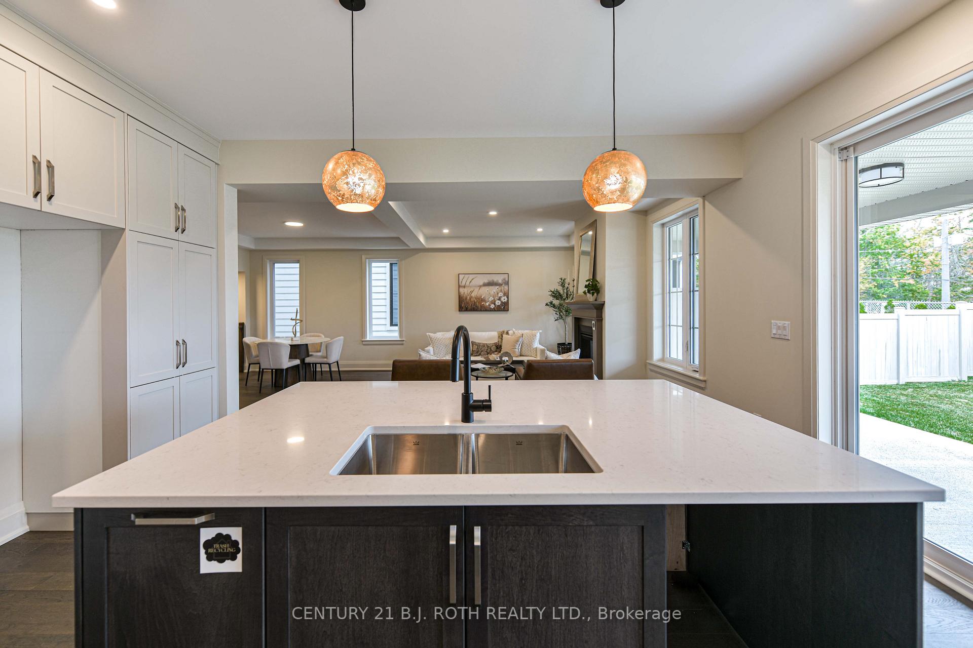 Photo 11 of 3195 Orion Boulevard, Orillia — HOMEH